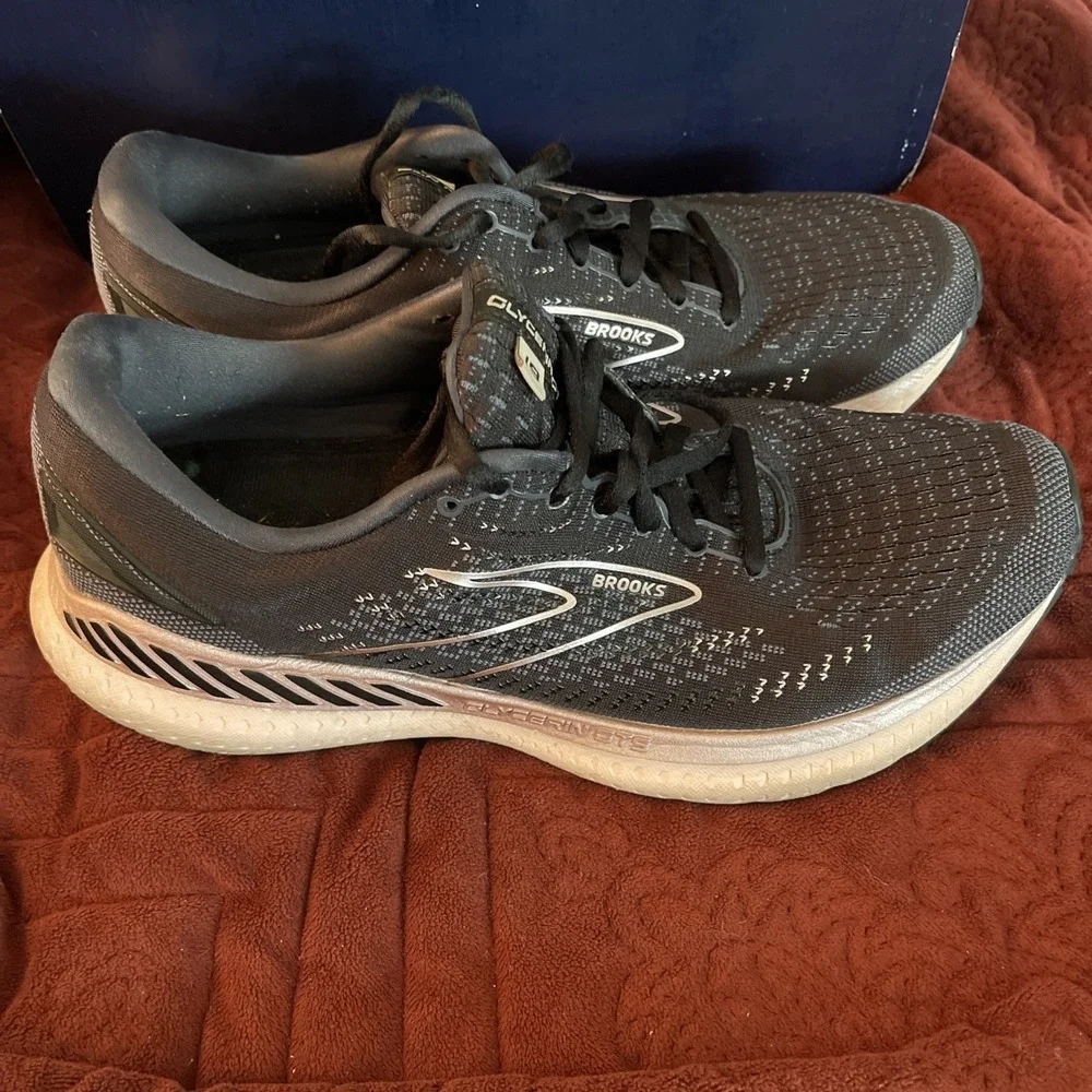 Brooks Glycerin GTS 19 Womens Athletic Running Shoes Size 11 B Black 1203441B074